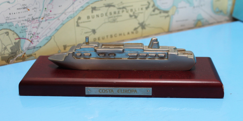 Cruise ship "Costa Europa" (1 p.) IT 1986 in ca. 1:1400
